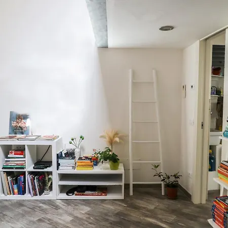 Modern Loft In The Heart Of * Camaiore
