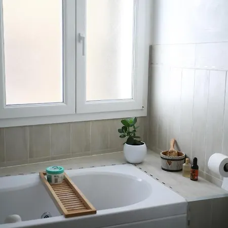 Modern Loft In The Heart Of Lägenhet