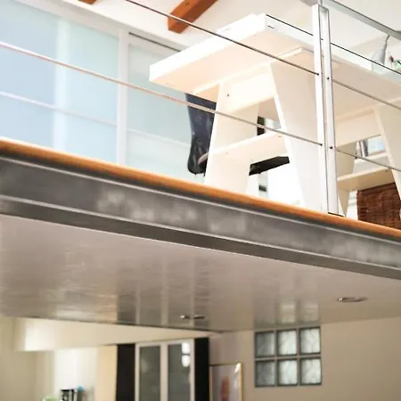 Modern Loft In The Heart Of