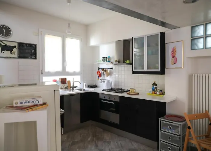 Modern Loft In The Heart Of